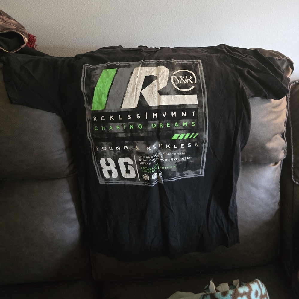 Y & R t shirt